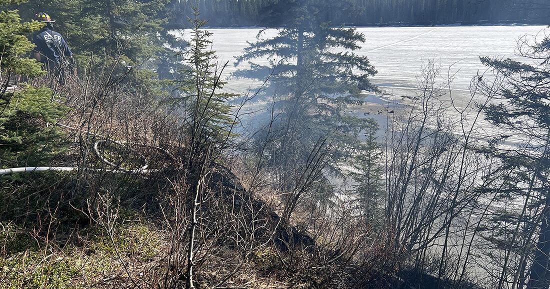 Two dead after plane crashes into bluffs above Tanana River - Vimarsana News