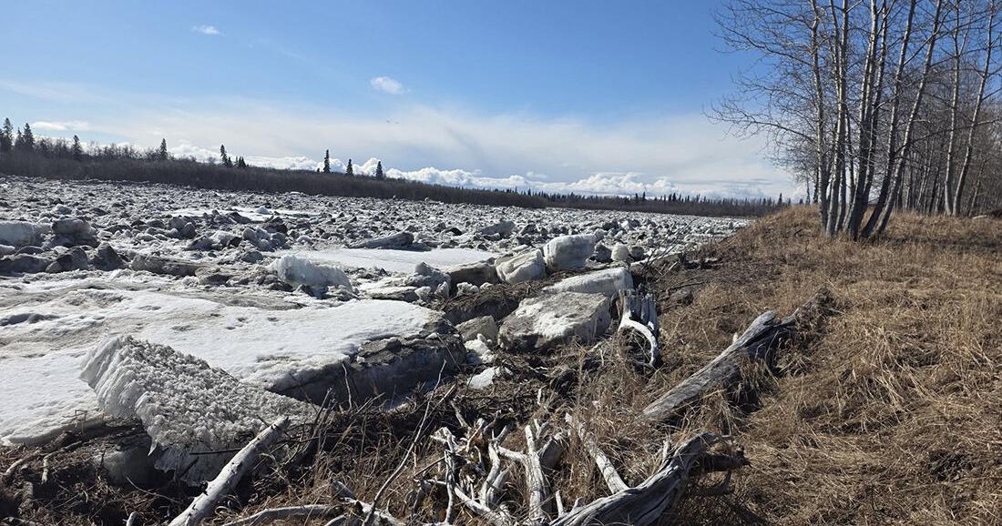 Research team seeks answers from a changing river