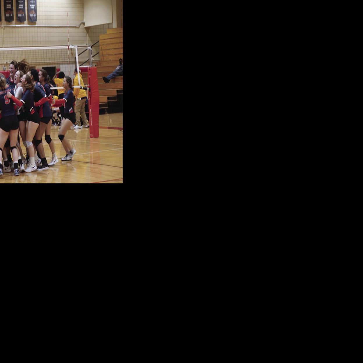 North Pole pulls off epic comeback to win MAC Championship over Lathrop