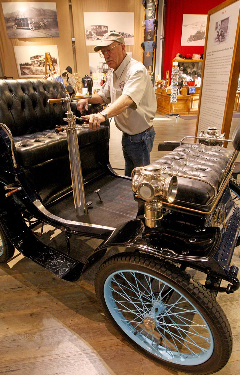 Fountainhead Antique Auto Museum increases its showroom with addition