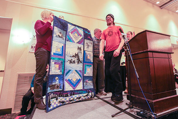Quest Sass with quilt