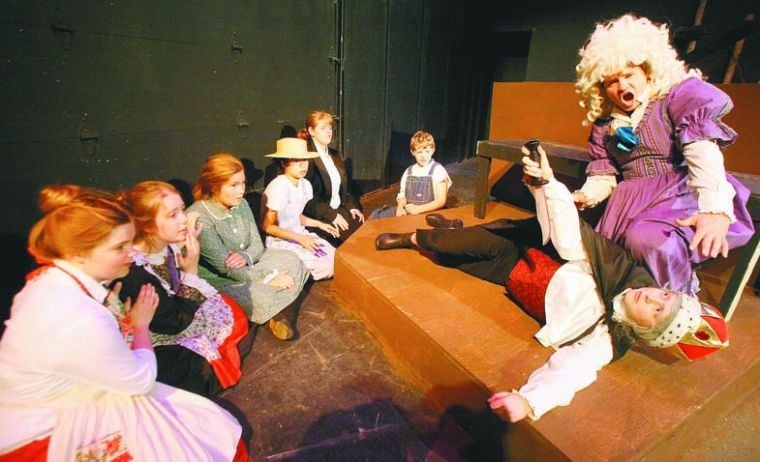 Fairbanks teen ensemble takes on 'Huckleberry Finn,' uncensored ...