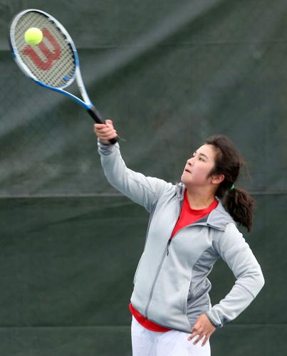 New tennis coach Markham guides Hutchison West Valley in debut