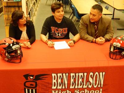 Eielson S Caleb Velez Signs Football Letter With North Dakota S