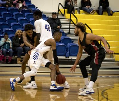 Nanooks Men S Basketball Overwhelmed By Northwest Nazarene Uaf