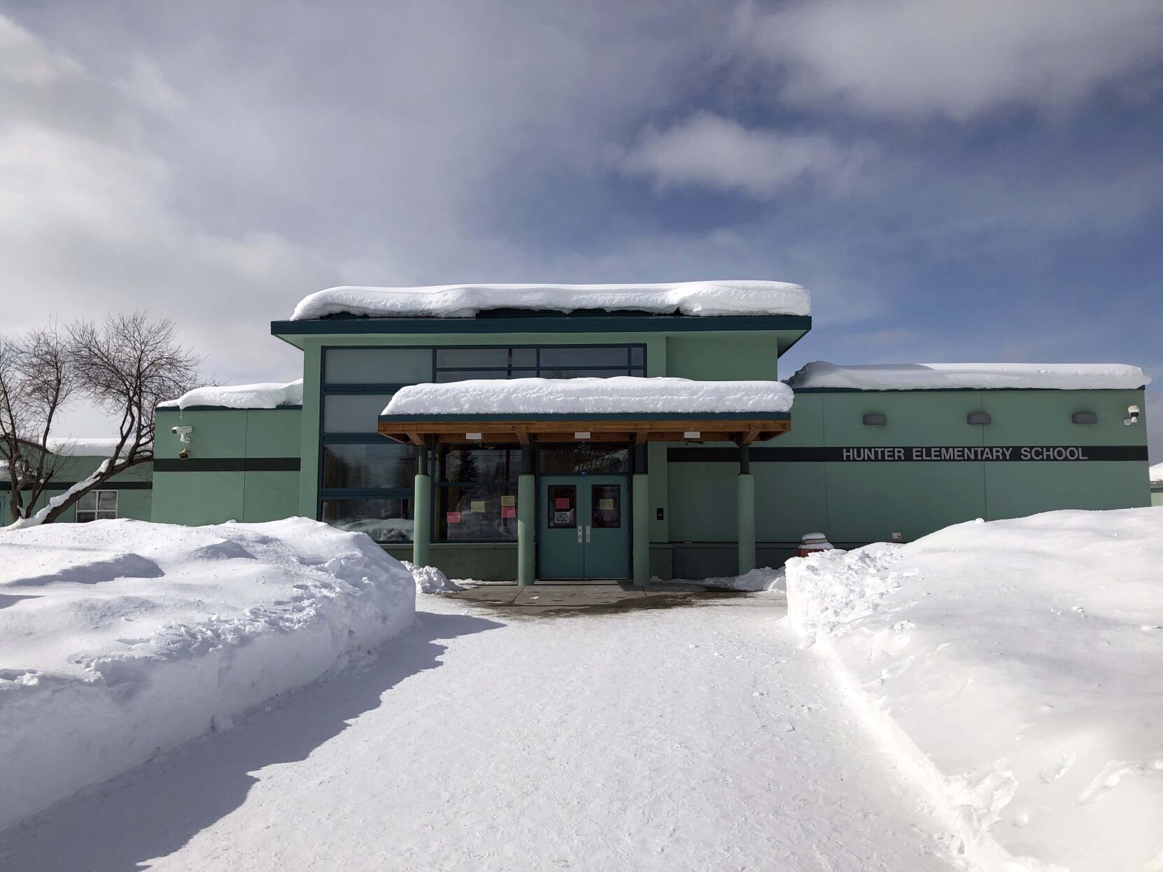 Fairbanks Elementary School Closed Due To Structural Concerns Of Roof ...