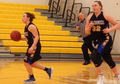 Alaska Women S Basketball Drops Gnac Opener Sports Newsminer Com