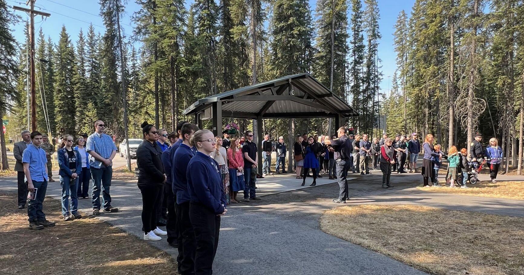 Retired trooper gives advice to police officers: Take care of yourself so you can help others - Vimarsana News