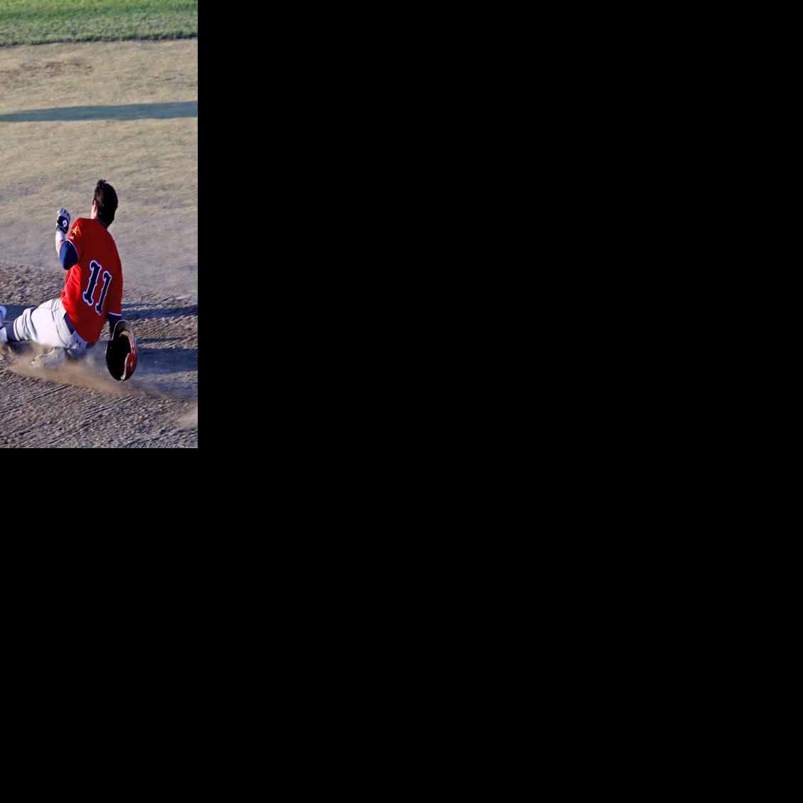 Kunst, Chaumette lift Goldpanners over Alaska Stars - Fairbanks Daily News-Miner