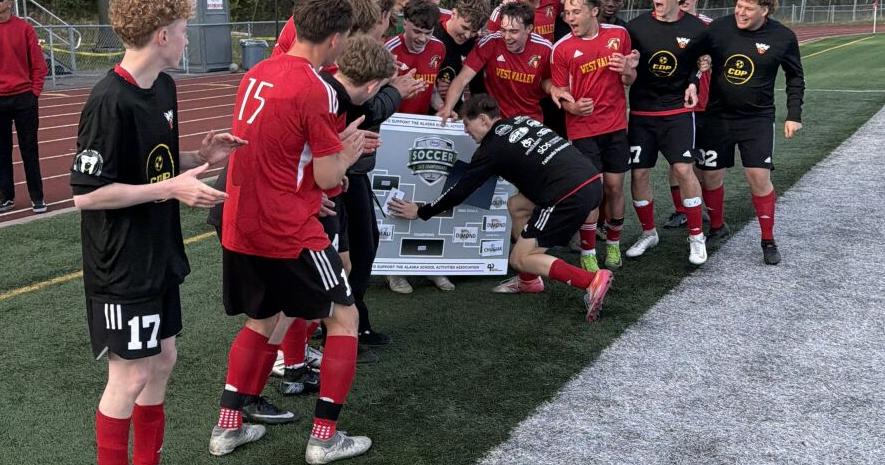 West Valley erases early deficit, storms into semifinals