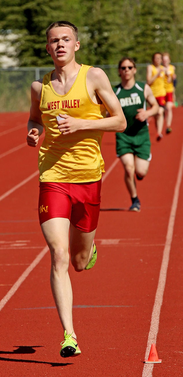 Hot weather, sizzling efforts at Region VI track meet | High School