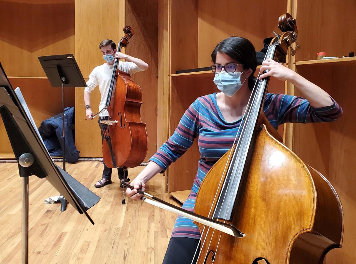With Face Masks In Place The Fairbanks Symphony Orchestra Returns To The Stage Latitude 65 Newsminer Com