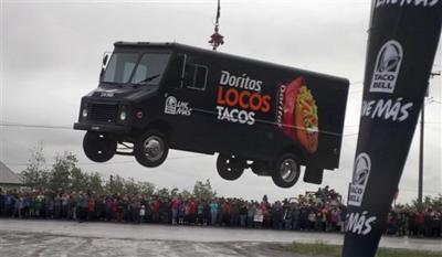 Taco Bell Delivers More Than 6 000 Free Tacos To Alaska Village After Hoax Newsminer Com
