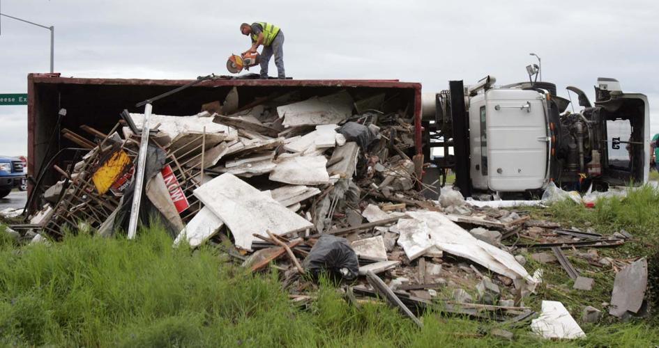 Traffic accident blocks northbound Steese Highway in Fairbanks Local