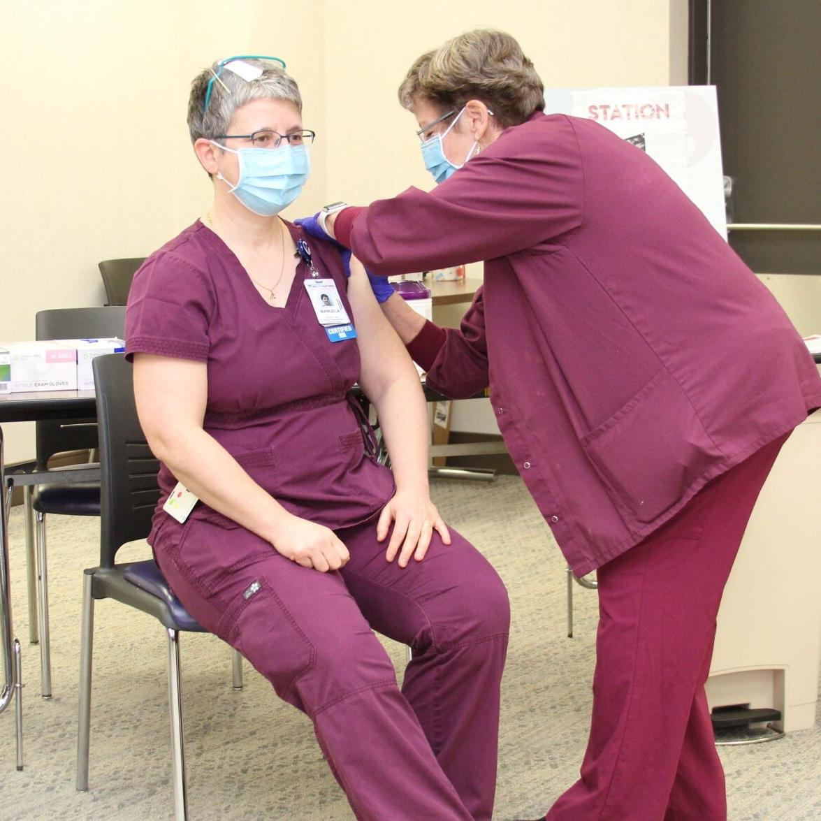 First vaccines arrive in Fairbanks - Vimarsana News