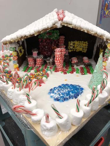 Tigard Entrepreneur Pitches Mess-Free Gingerbread House on 'Shark Tank' –  Oregon Business