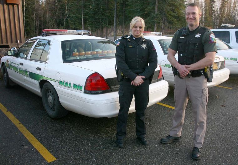 North Pole police debut new threads | Local News ... - 760 x 527 jpeg 84kB