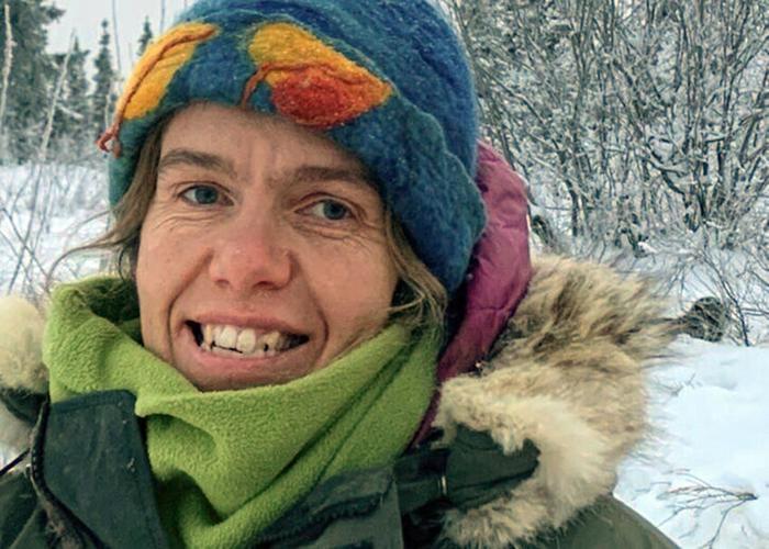 Painter Iris Sutton inspires young artists at youth facility Kris