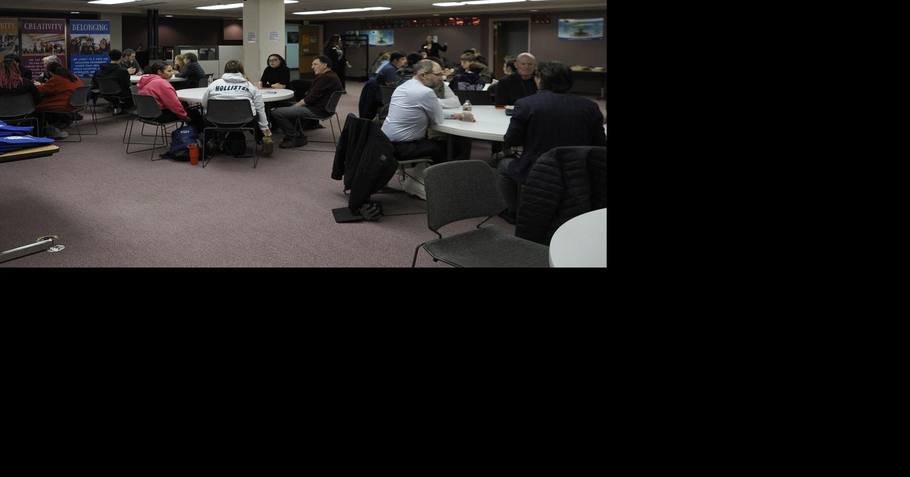 Alaska lawmakers hold roundtable with Fairbanks students