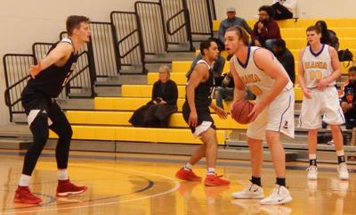 Uaf Men S Basketball Announces Schedule Uaf Nanooks Newsminer Com