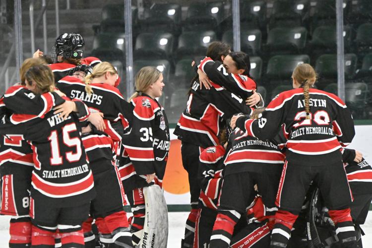Hockey Club Fairbanks 19U Girls win USA Hockey Tier II National