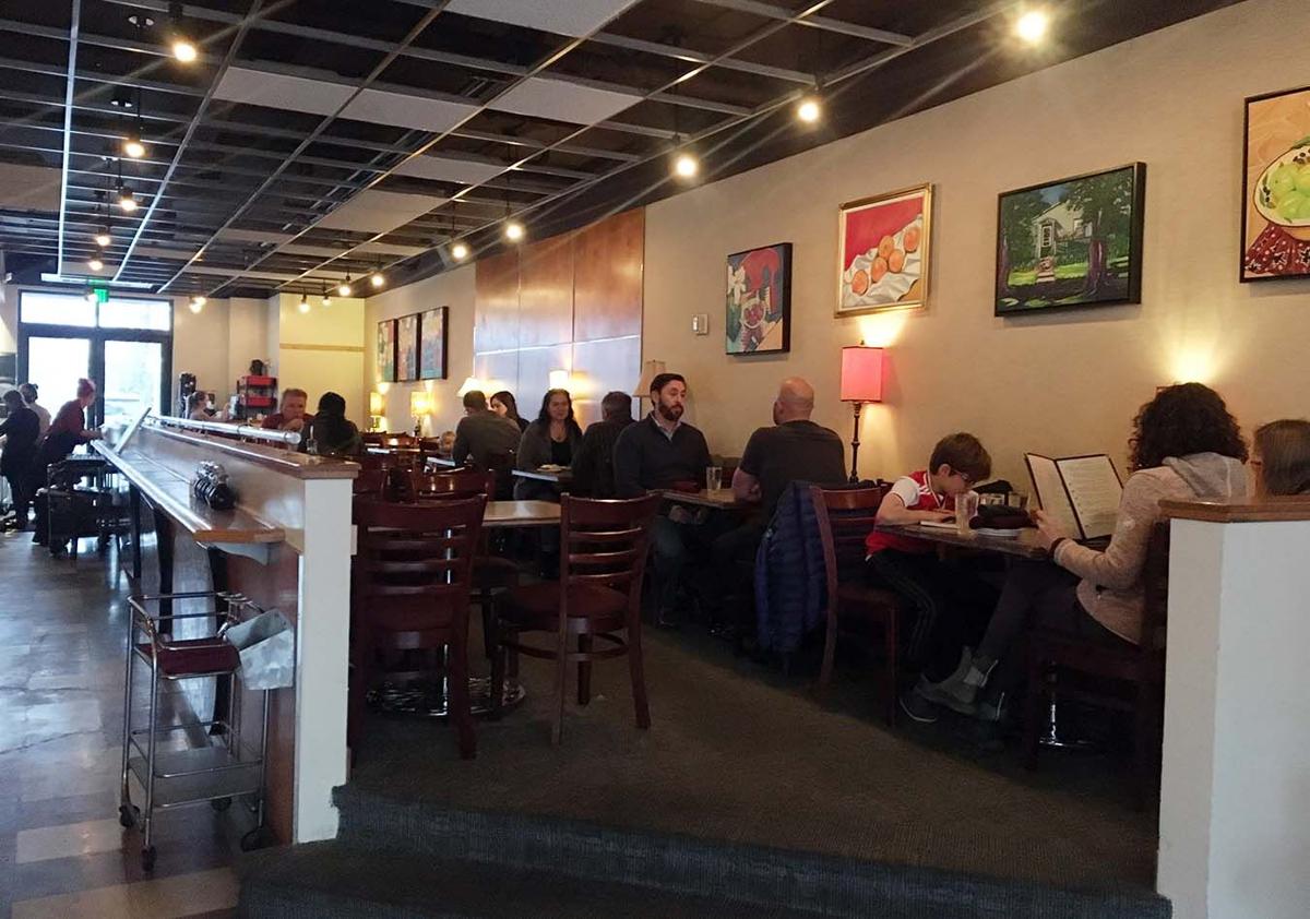 As Lavelles Vaccine Requirement Approaches Other Fairbanks Restaurants Yet To Follow Suit Alaska News Newsminercom