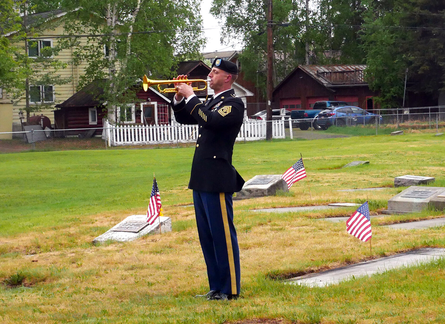 Fairbanks honors fallen military members on Memorial Day | Local News ...