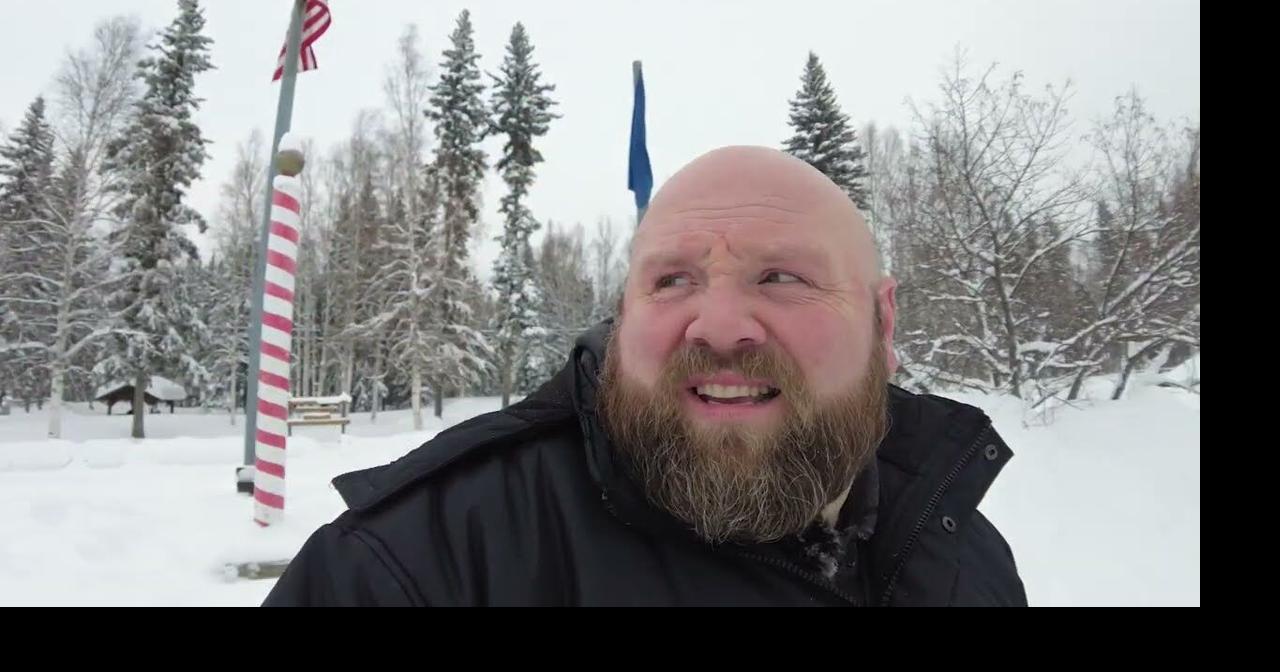 North Pole Alaska I Tour The Christmas Town And Santa's House On Sets, Streets & Eats 
