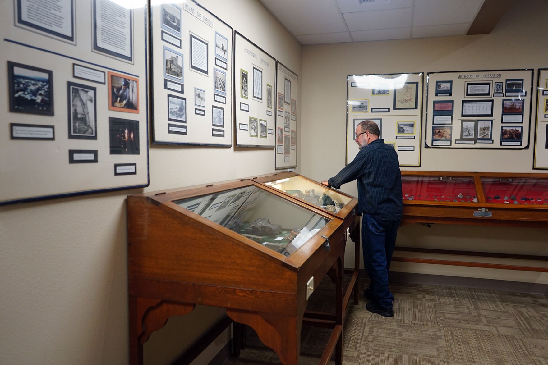 Newly Opened Hall Of Fame Digs Into Alaska's Mining History | Local ...