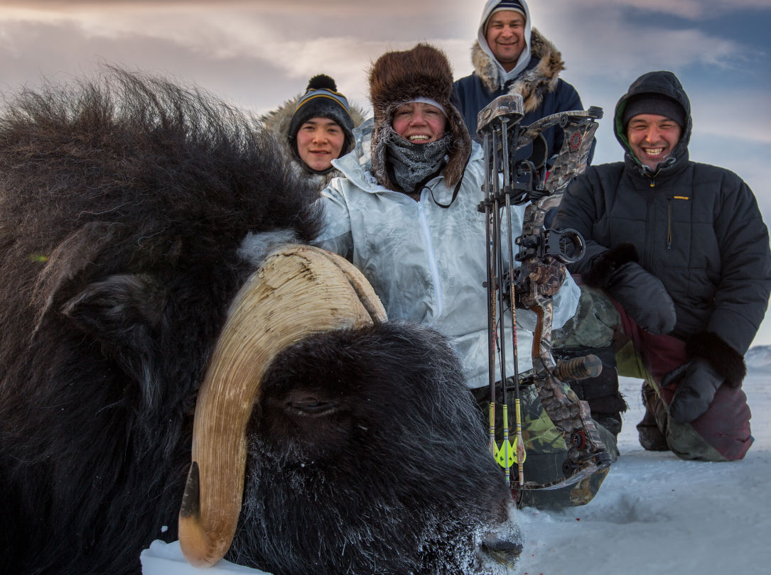 Fairbanks bow hunter bags polar bear in northeastern Canada | Outdoors ...