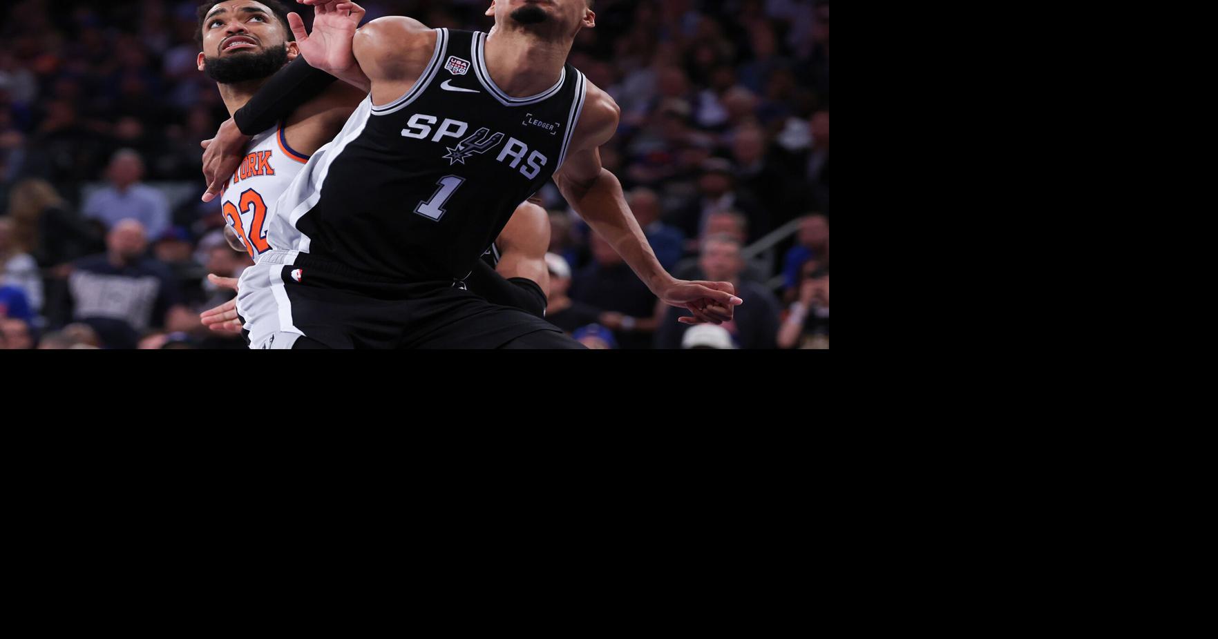 Victor Wembanyama bounces back with huge Game 3, leads Spurs to win over Knicks
