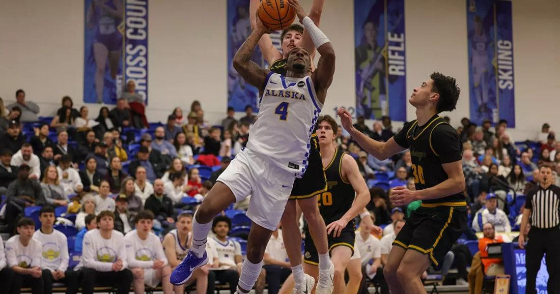 Nanooks take down Seawolves in front of a packed Patty Center