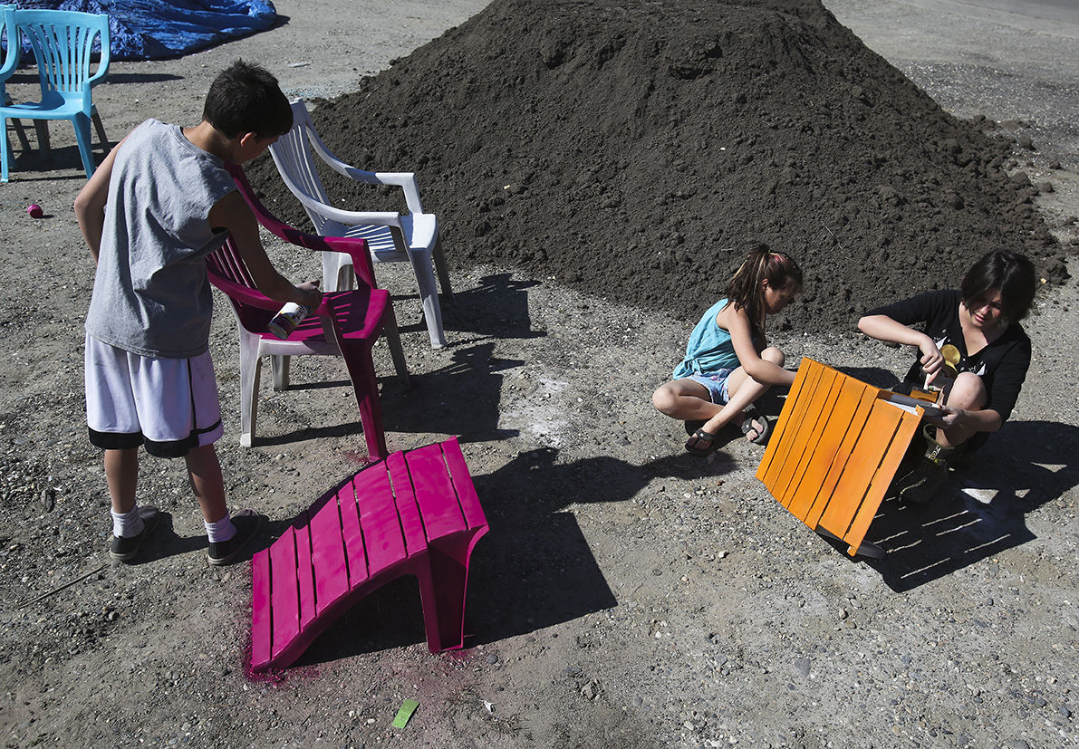 New Community Garden Blooms In Fairbanks Local News Newsminer Com
