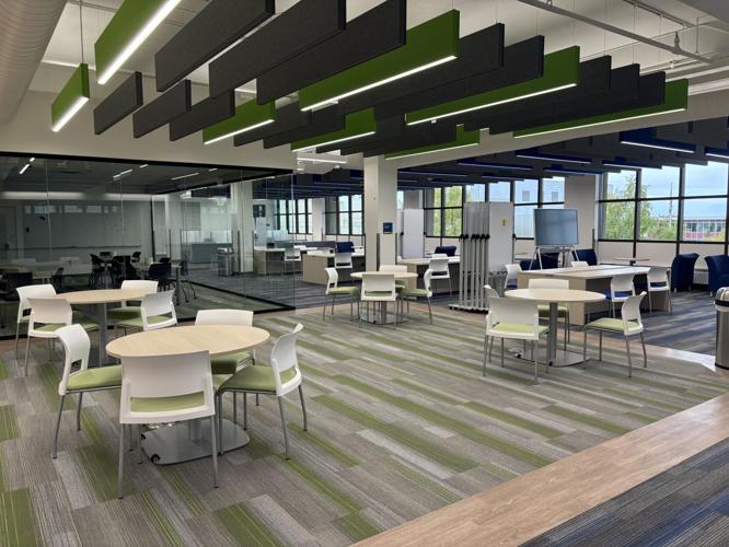 Uaf Rasmuson Library University welcomes students back to campus | Education | newsminer.com