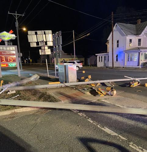 2 taken to hospital, 2 cars heavily damaged after crash on 460 in  Appomattox Co.