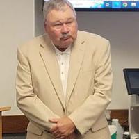 Delegate Kent presents resolution recognizing Settle’s 54 years of law ...