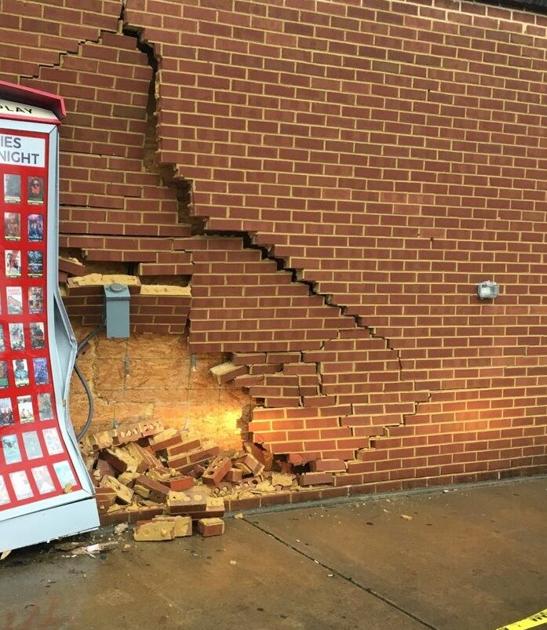 Car crashes into Dollar General Local News