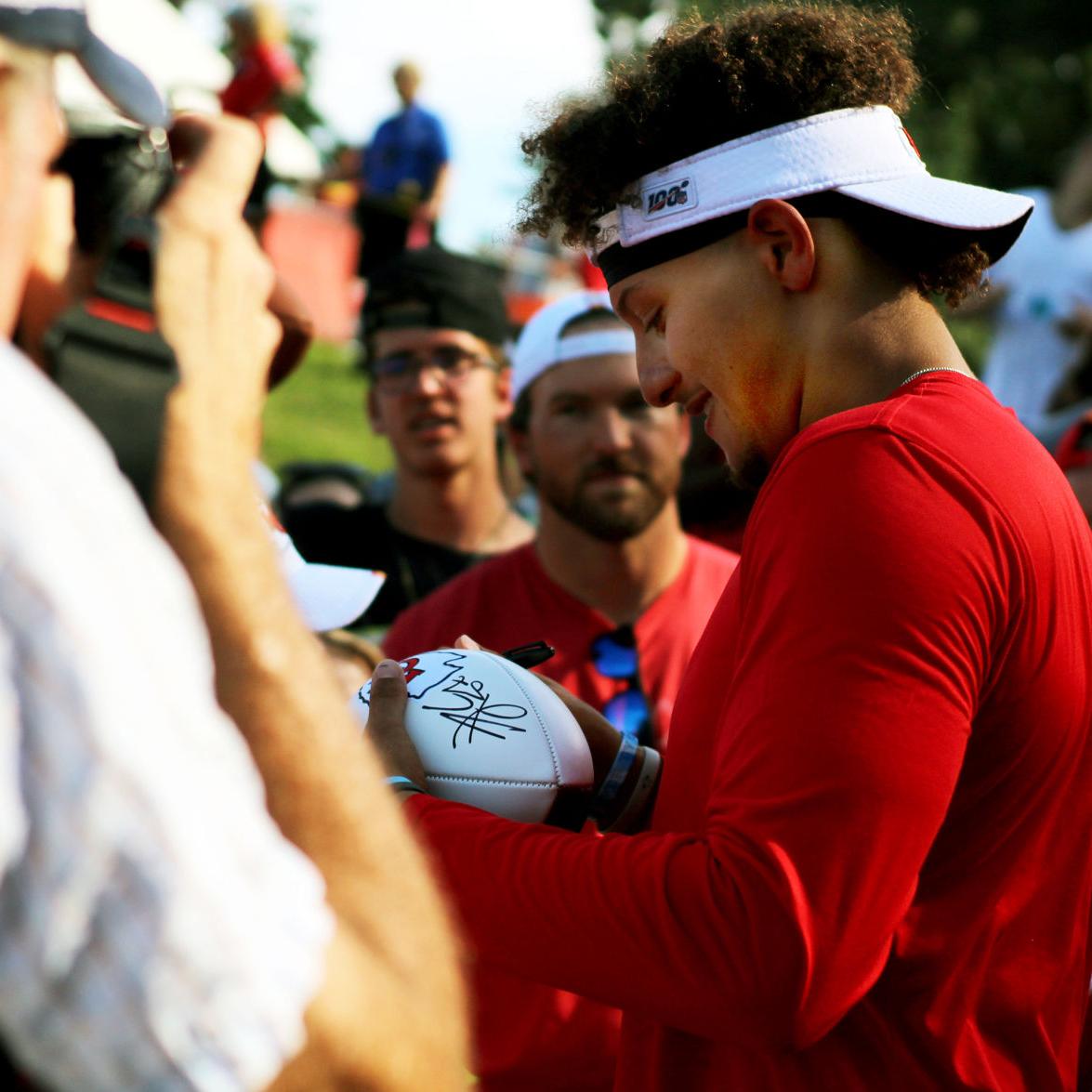 Mahomes living up to 'Showtime