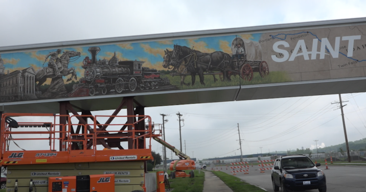 Murals going up to help beautify Stockyards Expressway area - Vimarsana News