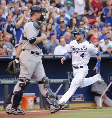 Salvador Perez powers Royals to comeback victory over Yankees