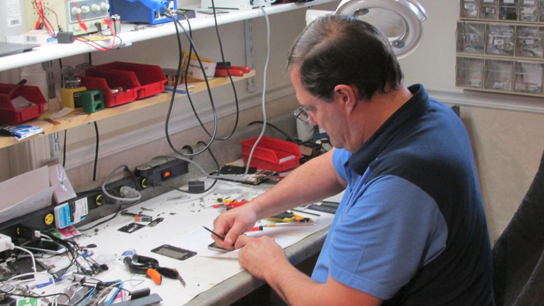 Cell phone repair shops uphold privacy care | Local News | newspressnow.com