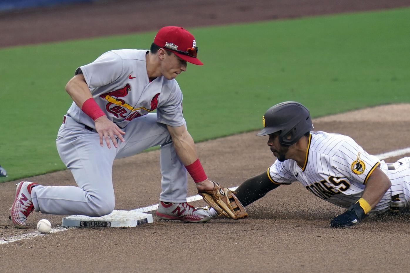 Paul Goldschmidt, Cardinals win in Padres' return to playoffs