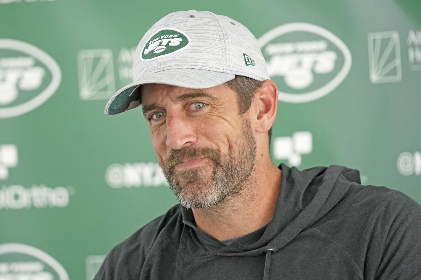 4 Salary cap-friendly players Jets can send Packers in Aaron