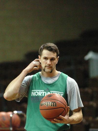 Bearcat notebook: Cozad, Wallace finish storied careers | College ...