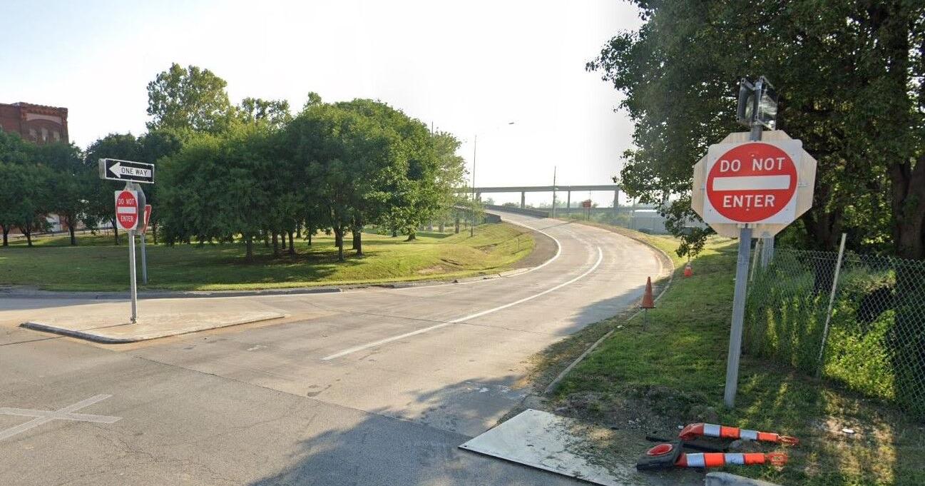 Motorcyclist killed in morning crash at Interstate 229 exit - Vimarsana News