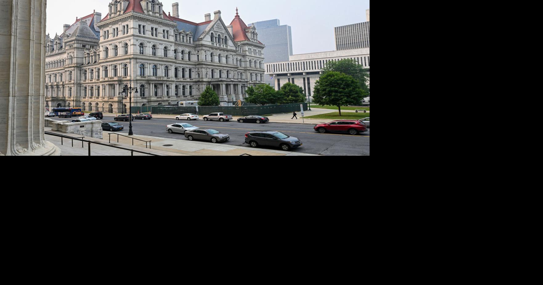 New York Democrats take first steps toward an aggressive 2028 redistricting plan By ANTHONY IZAGUIRRE - Associated Press Jun 2, 2026 Jun 2, 2026 Updated 1 min ago