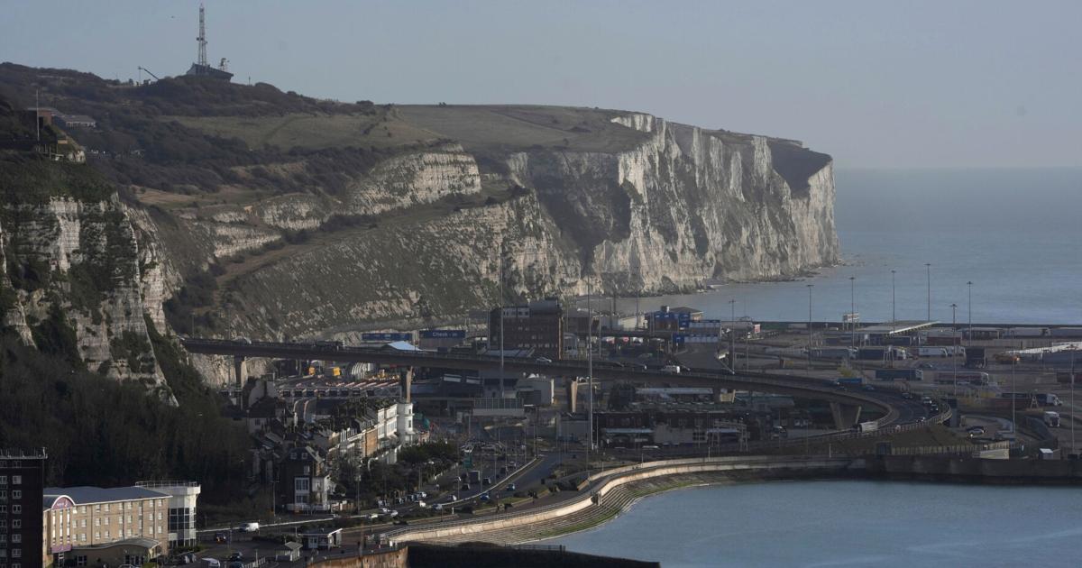 UK government condemns masked anti-immigrant protesters who blocked Dover port By JILL LAWLESS - Associated Press Sep 5, 2026 Sep 5, 2026 Updated 1 hr ago