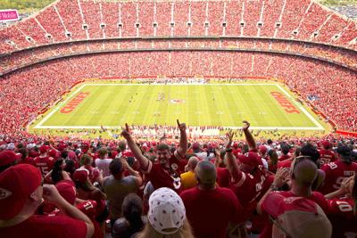 Kansas City Chiefs' Owner Clark Hunt Says Team Could Renovate And Stay At  Arrowhead Stadium 