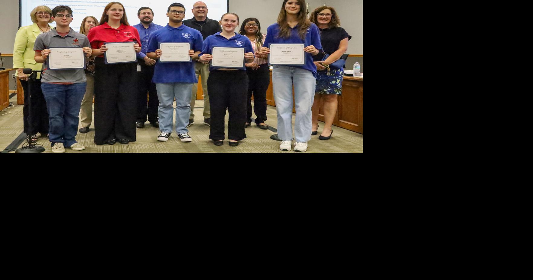 District recognizes students, staff at board meeting