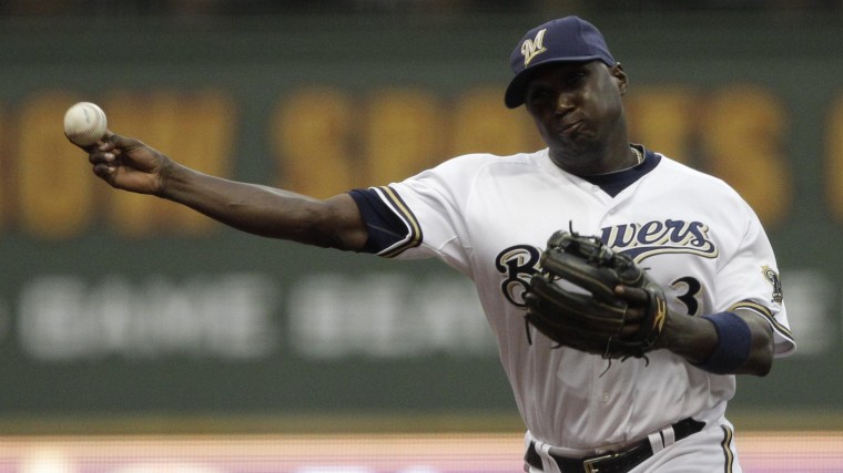 Betancourt's trip to Mexico pays off for Brewers
